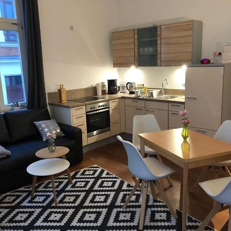 Apartment Am Schelfmarkt Schwerin  Exterior foto